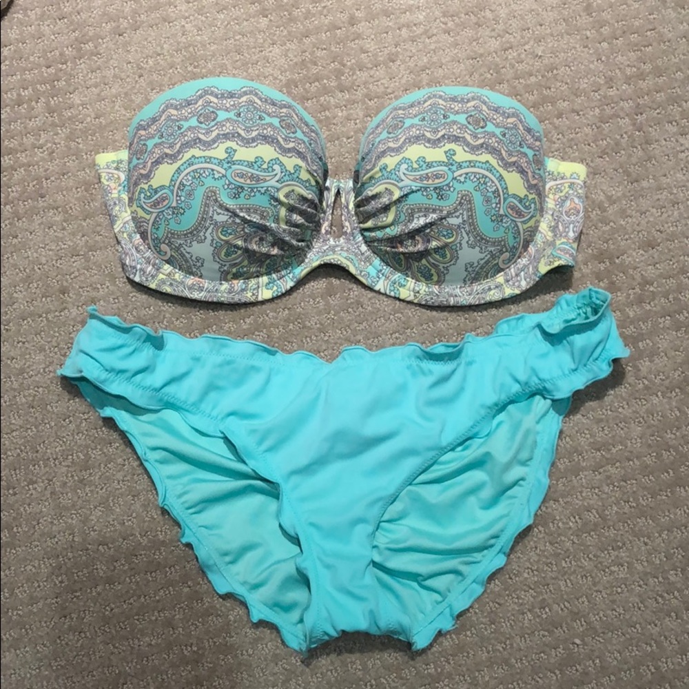 Strapless bikini